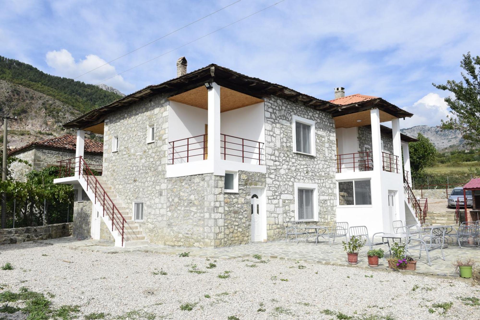 Vila Disha Tiranë Rom bilde